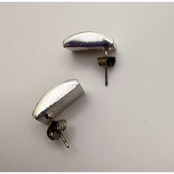 Vintage Silver Tone Green Faceted Earrings Rectangular Stud - Picture 6 of 7